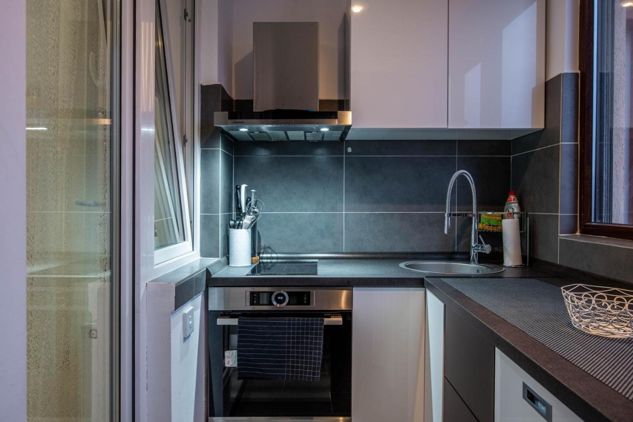 Studio Residence Militari M2 Bukares Bagian luar foto